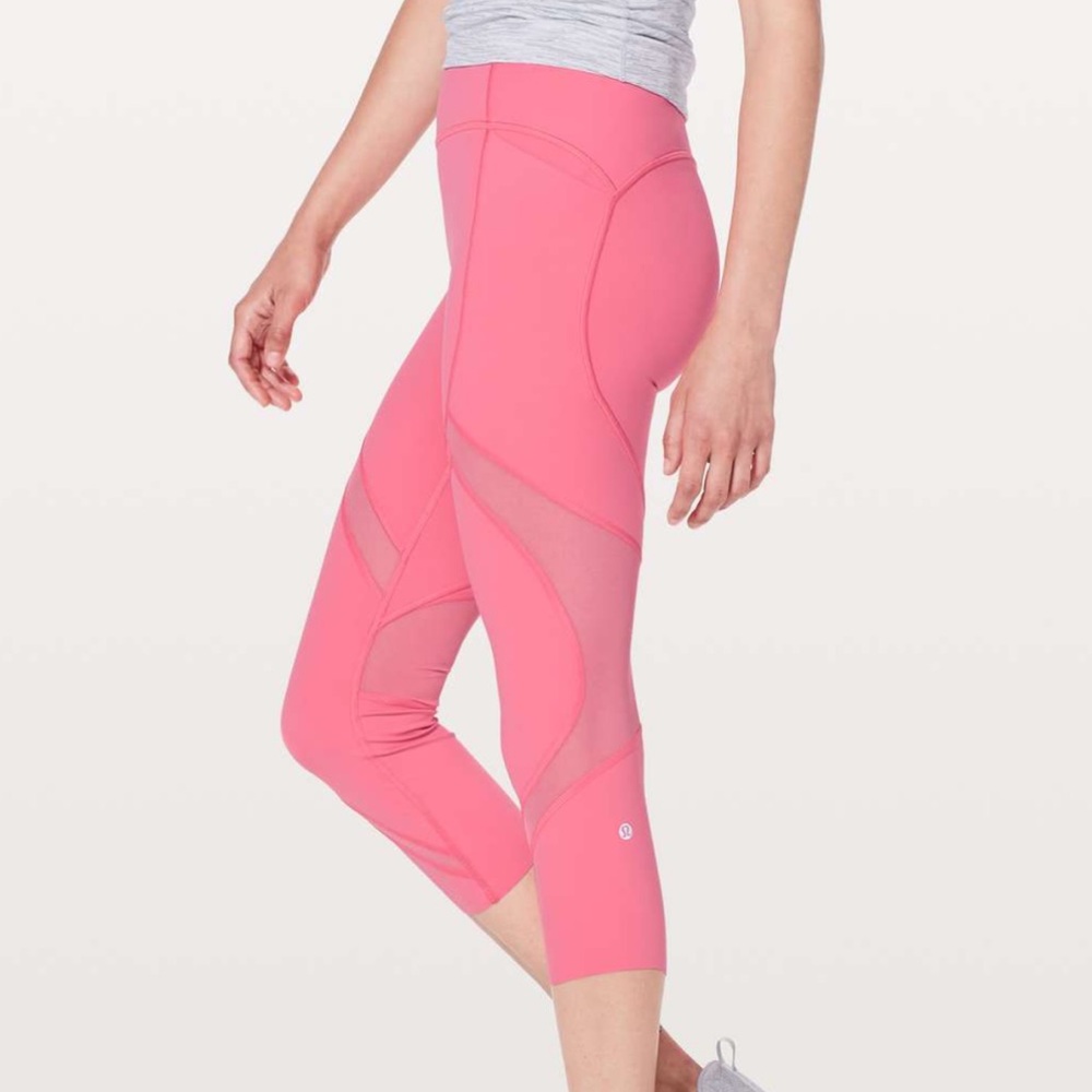 Lululemon On Pace Crop *21" in Glossy Women’s Size 6 Athletic Leggings